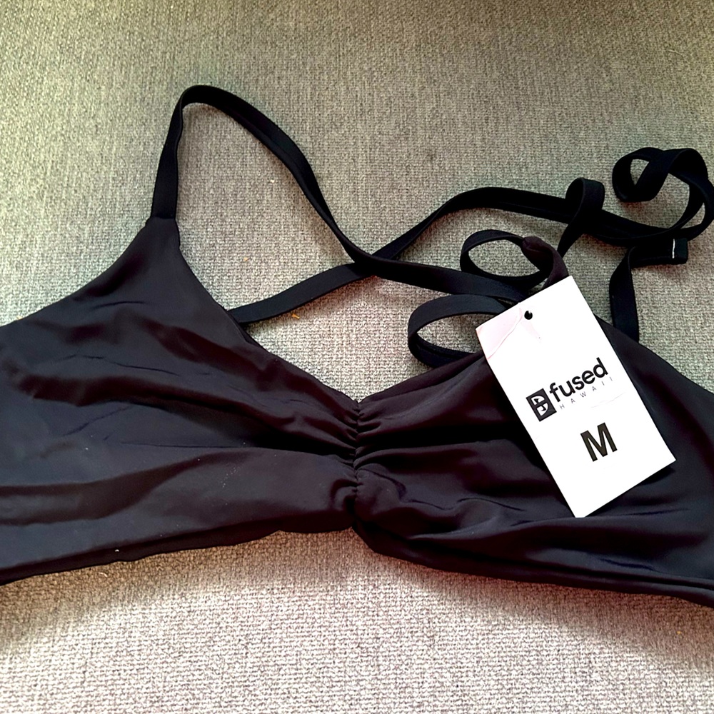 Fused Hawaii K top Black